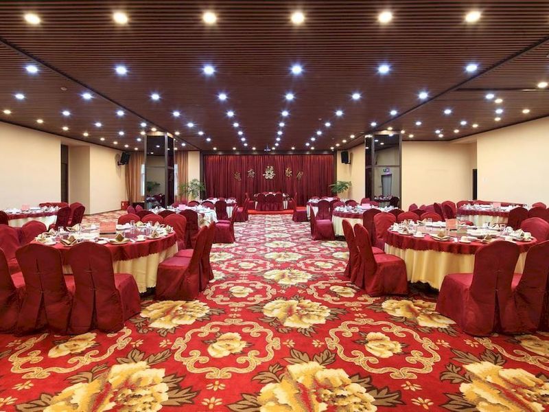 Hotel Photo 12