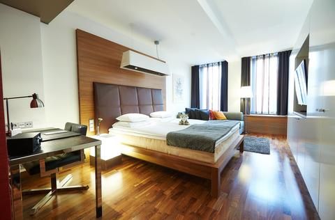 Hotel Photo 1