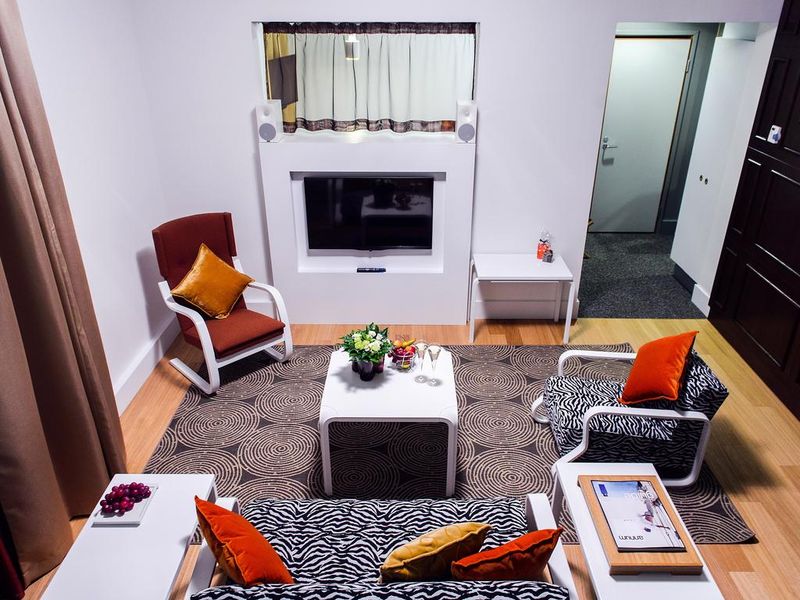 Hotel Photo 6