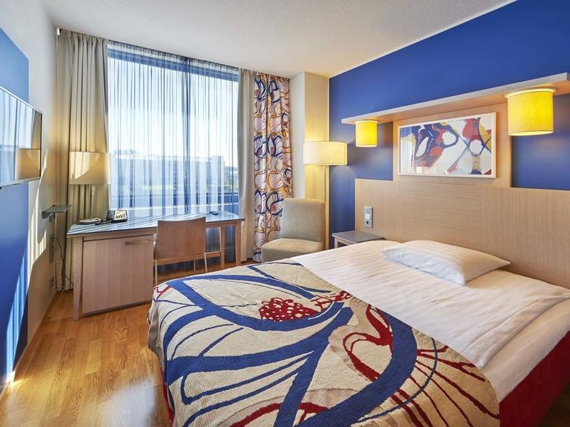 Hotel Photo 1
