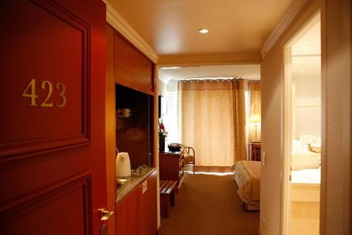 Hotel Photo 10