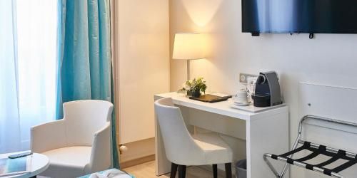 Hotel Photo 6