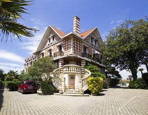 Hôtel Le Dauphin Arcachon France