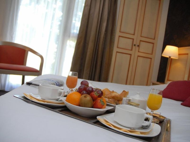 Hotel Photo 6