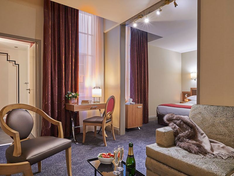 Hotel Photo 3