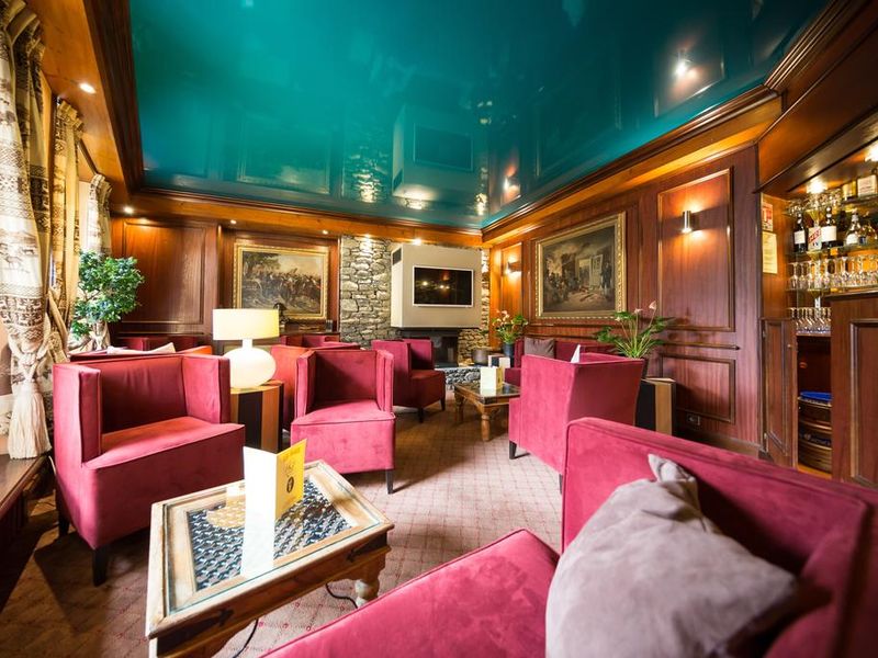 Hotel Photo 9