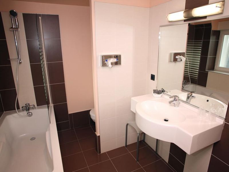 Hotel Photo 9