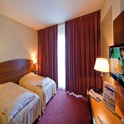 Hotel Photo 1