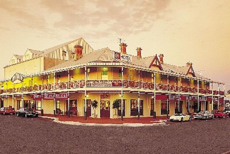 Hotel Photo 1