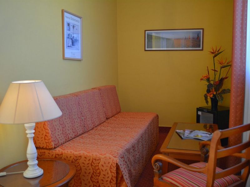 Hotel Photo 8
