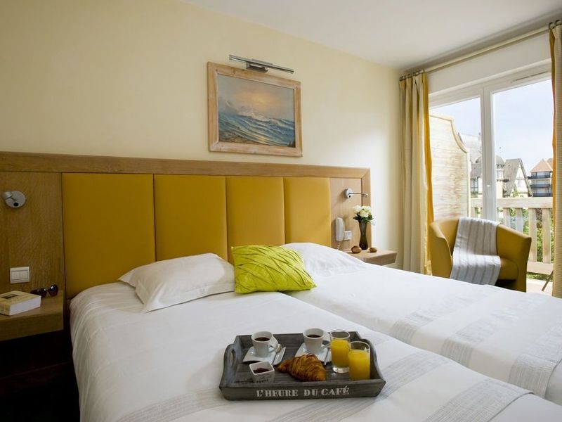 Hotel Photo 3