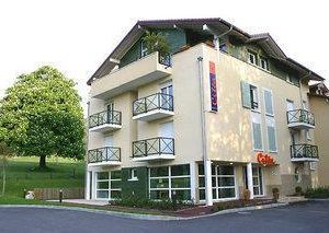 Zenitude Hôtel-Résidences LOrée du Parc Divonne-les-Bains France