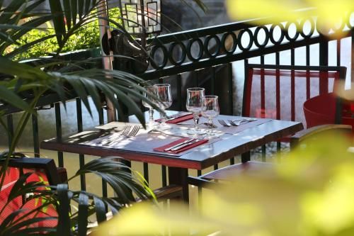 Hotel Photo 12