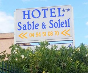 Hotel Sable Et Soleil - Port et Plage Frejus France