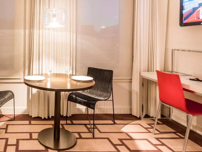 Hotel Photo 8