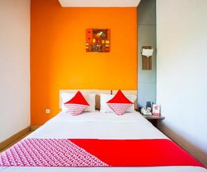 OYO 770 De Nearby Hotel Manado Indonesia