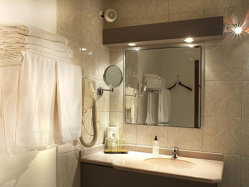 Hotel Photo 10