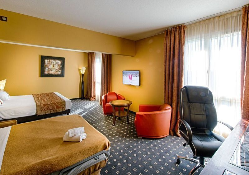 Hotel Photo 6