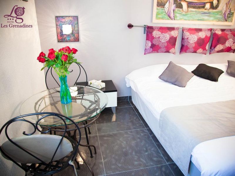 Hotel Photo 6