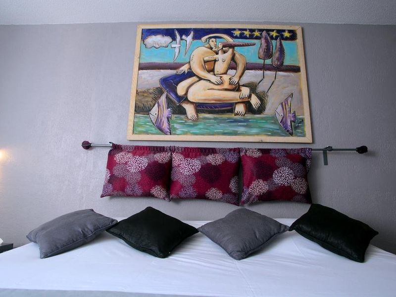 Hotel Photo 9