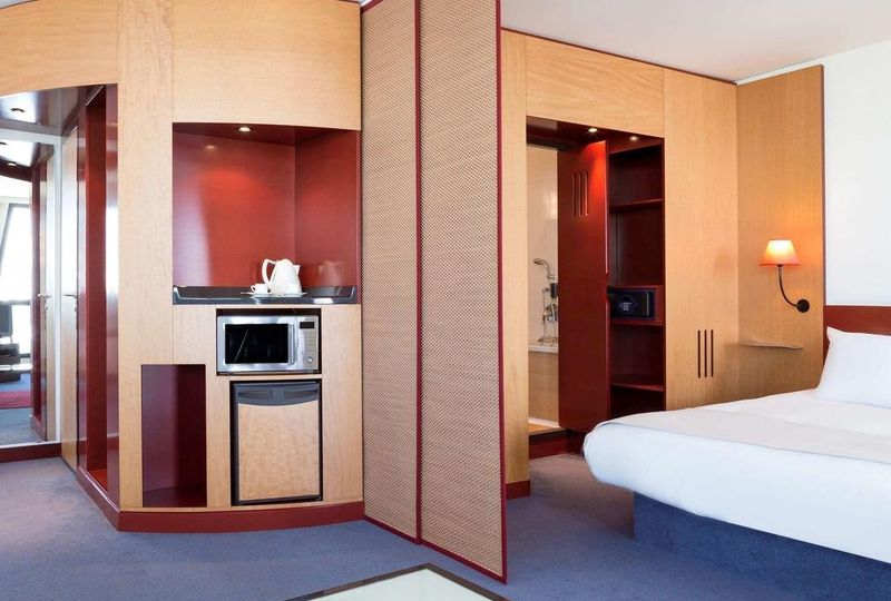 image of hotel Novotel Suites Marseille Centre Euromed