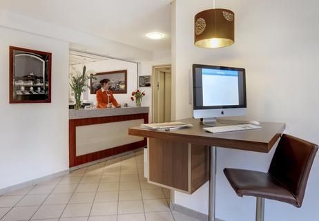 Hotel Photo 4
