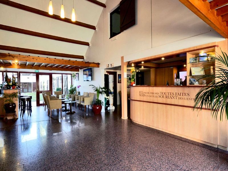 Hotel Photo 8