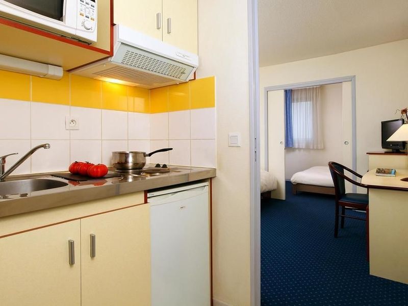 Hotel Photo 11