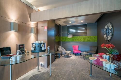 Hotel Photo 10