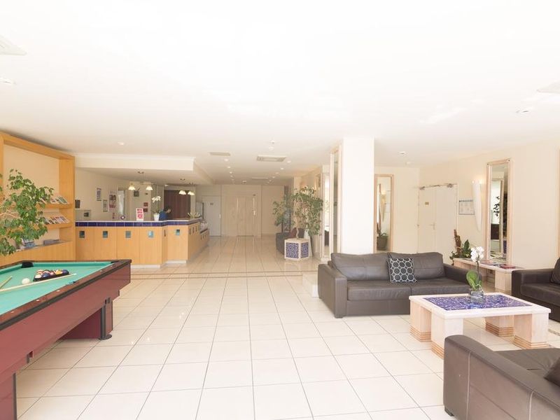 Hotel Photo 9