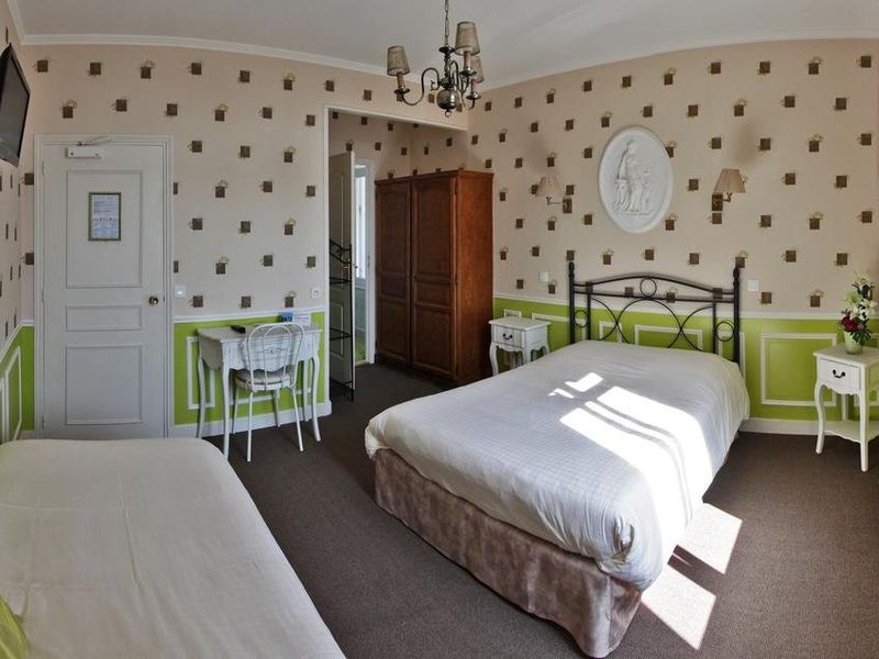 Hotel Photo 9