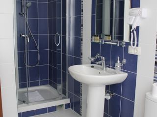Петр Отель