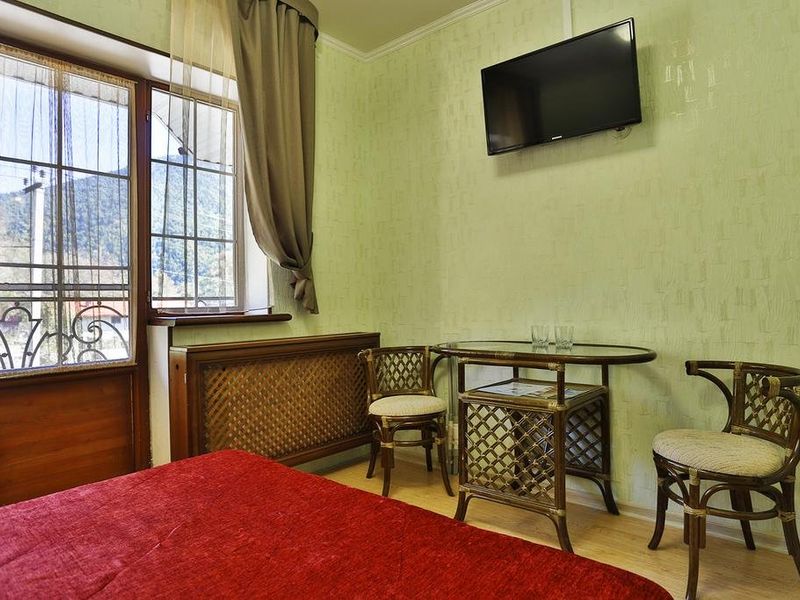 Hotel Photo 9
