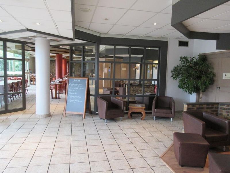 Hotel Photo 6