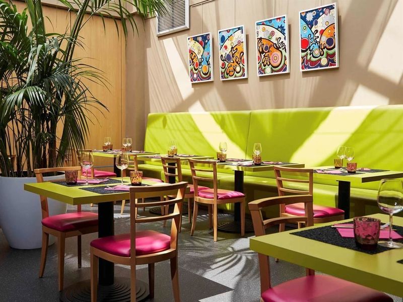 Hotel Photo 12