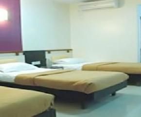NearBy Hotel