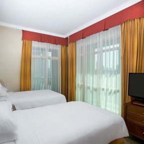 NearBy Hotel
