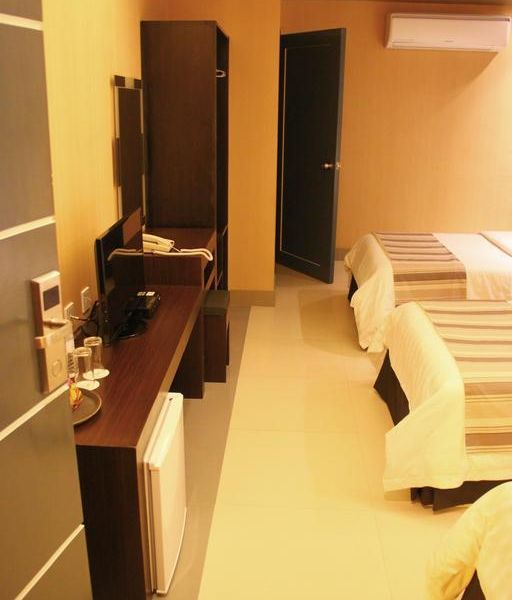Hotel Photo 9