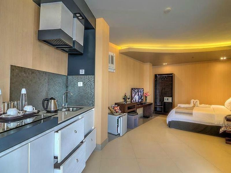 Hotel Photo 10