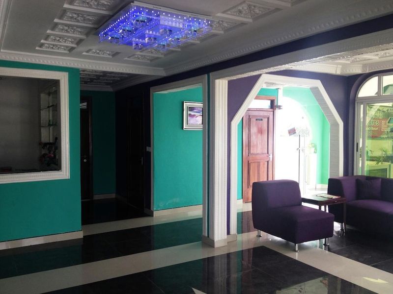 Hotel Photo 9
