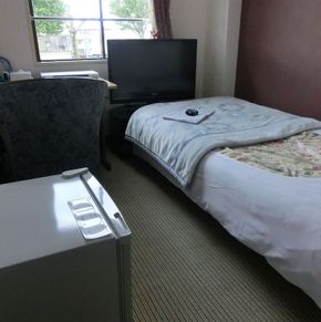 NearBy Hotel