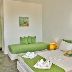NearBy Hotel