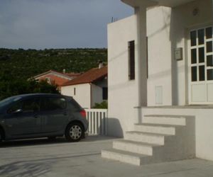 Apartment Botić Vrsine Croatia
