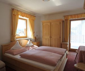 Pension Peintner Uttenheim - Villa Ottone Italy