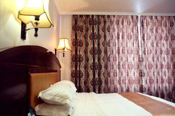 Sunny Hotel