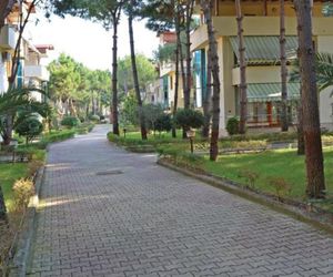Apartment Qerret 21 Golem Albania