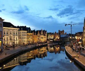 GUESTHOUSE DE GRASLEI Gent Belgium