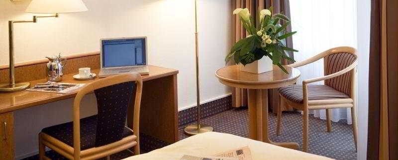 Hotel Photo 9