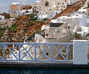 Armeni Village Oia Greece