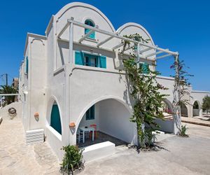 Nissia Beach Apartments & Suites Kamari Greece